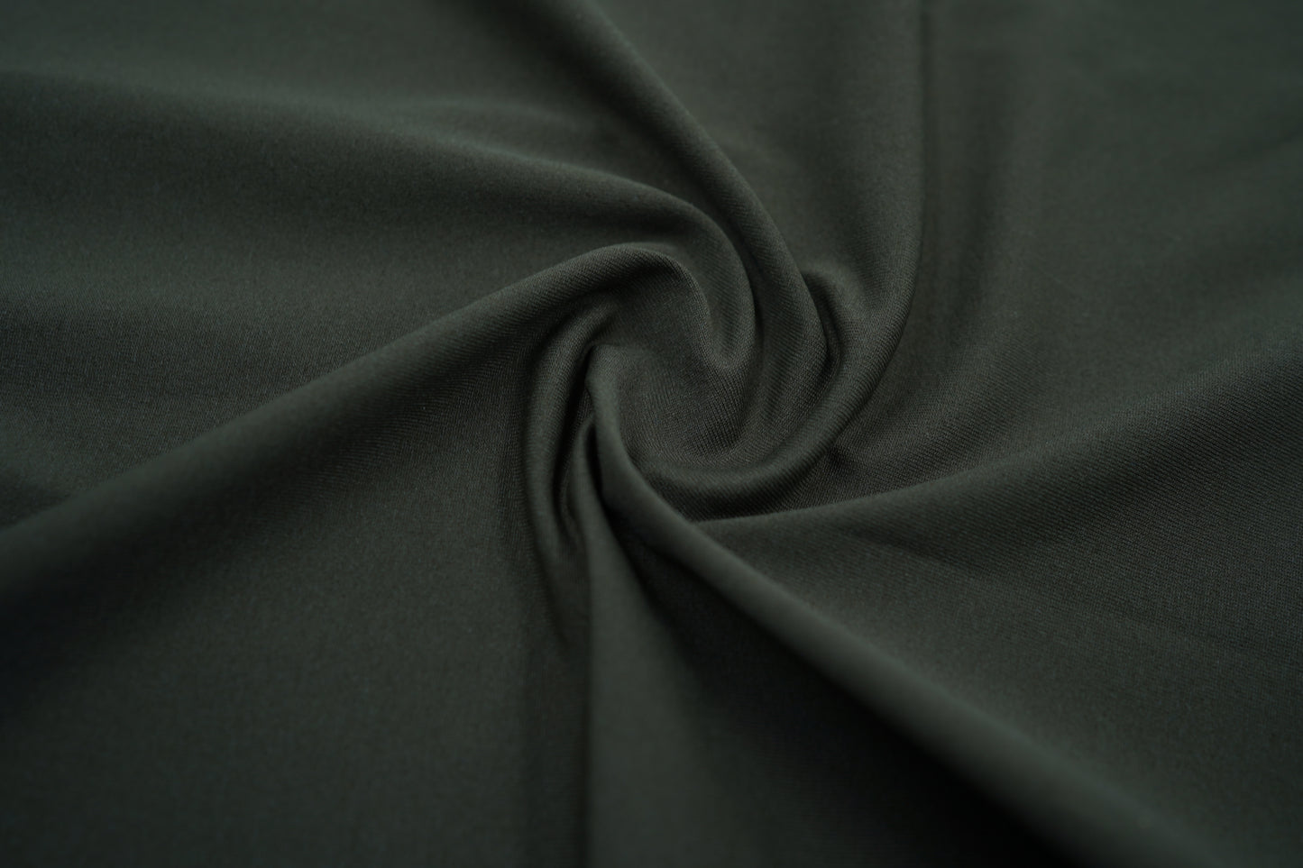 MONOTONE SOLID