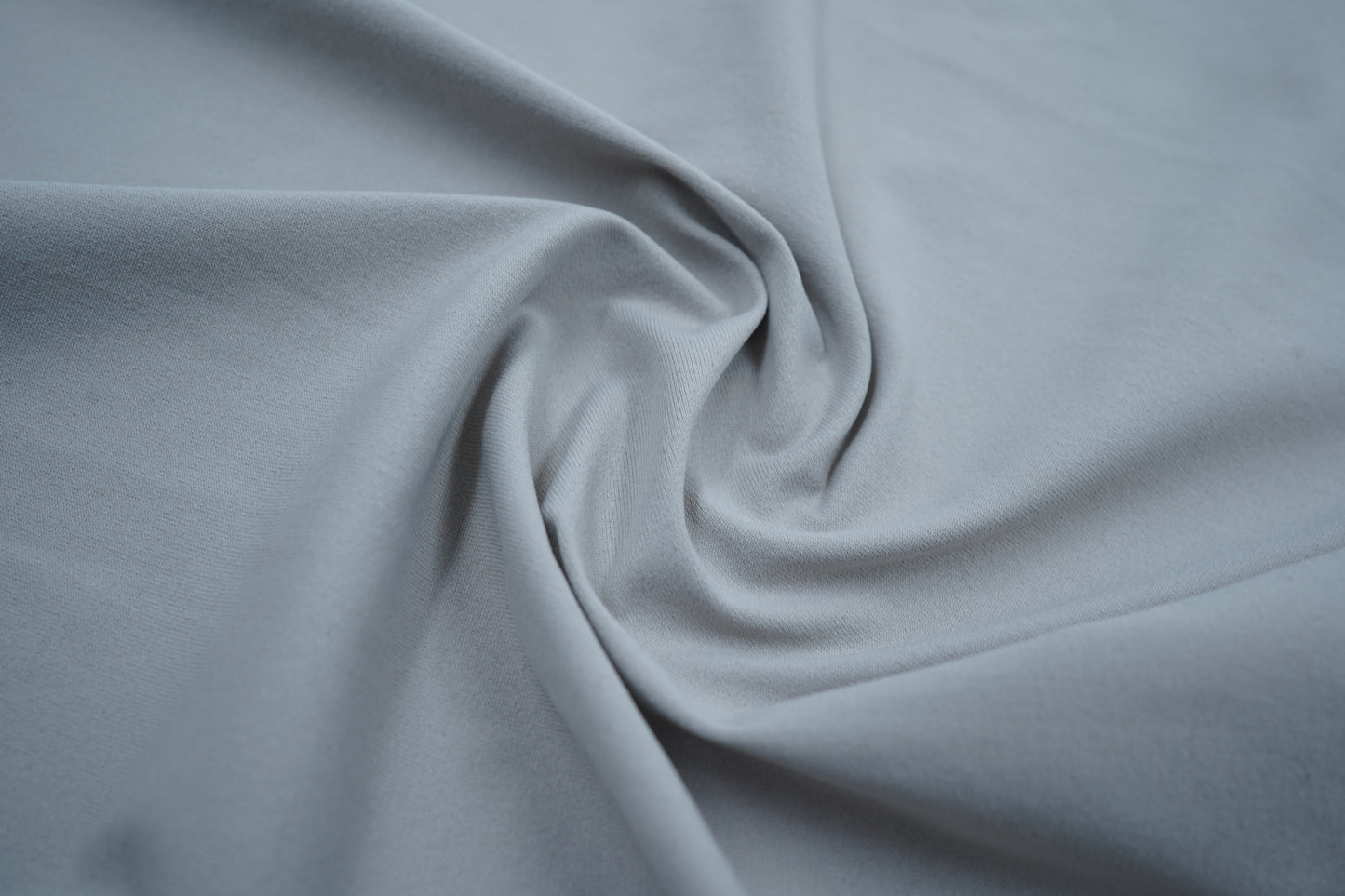 MONOTONE SOLID