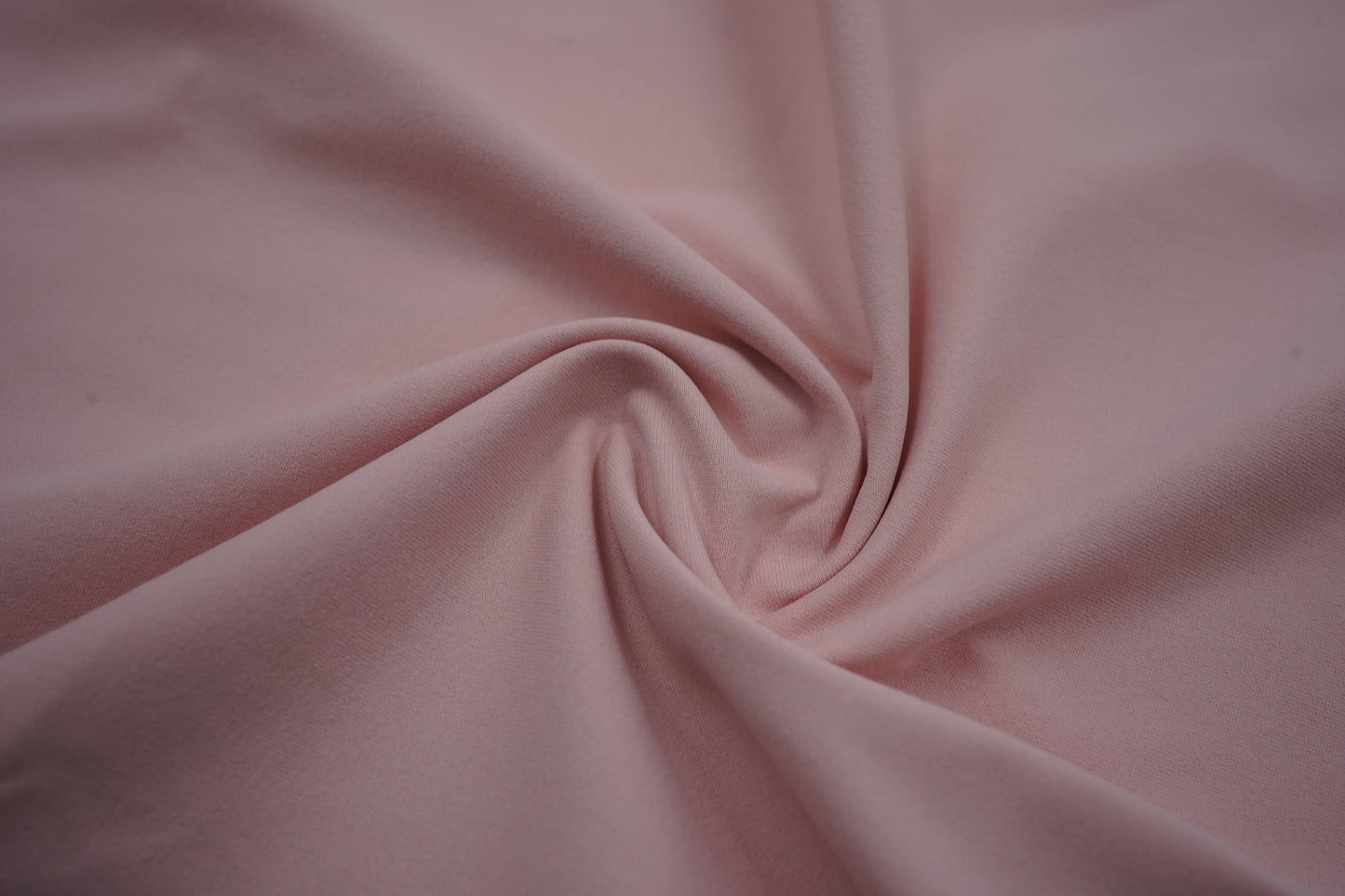 MONOTONE SOLID