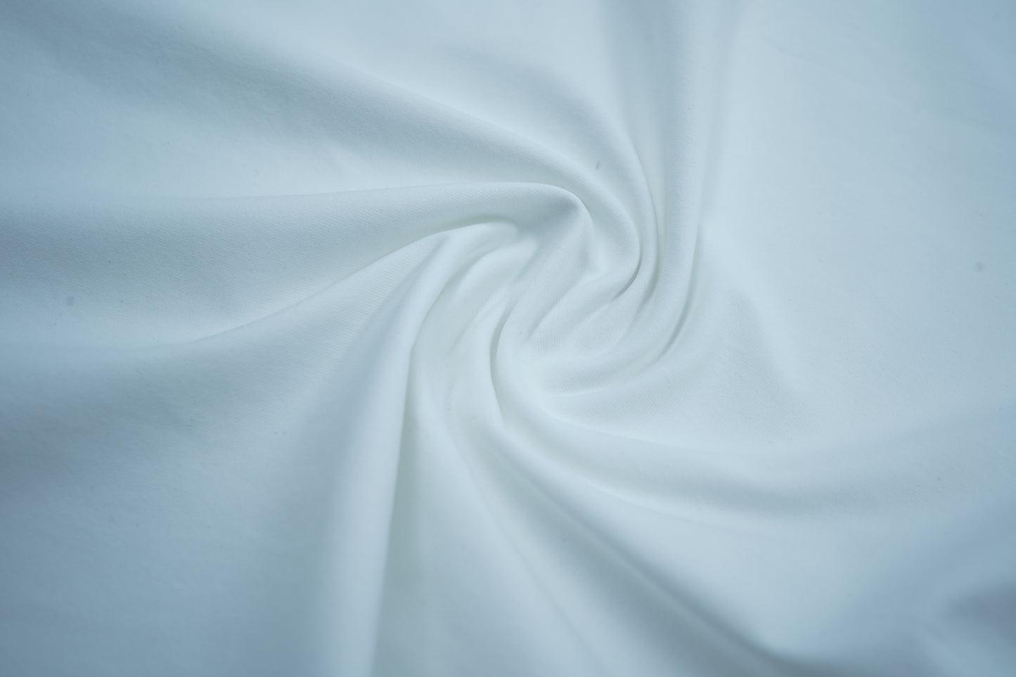 MONOTONE SOLID